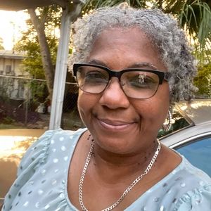 Meet your Posher, Brenda